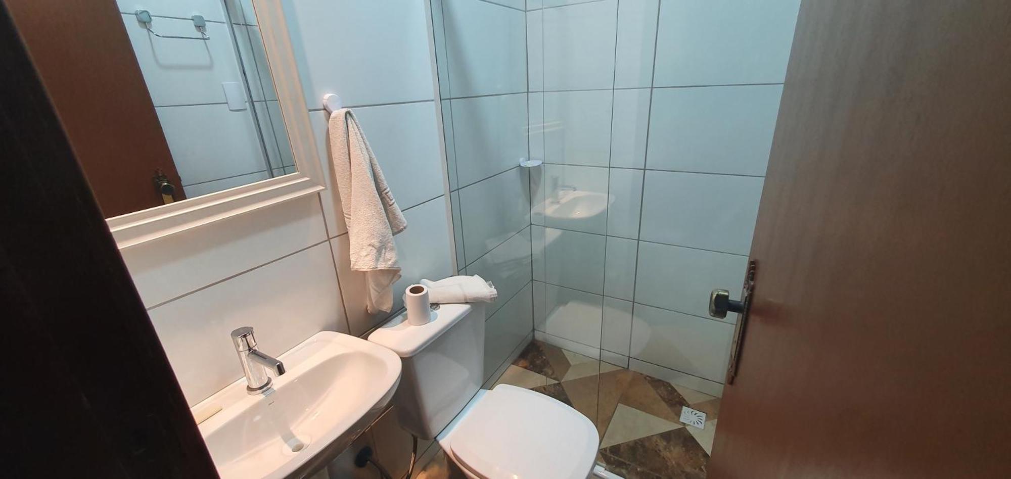 Praia Brava Guest House Suites Itajaí Rum bild